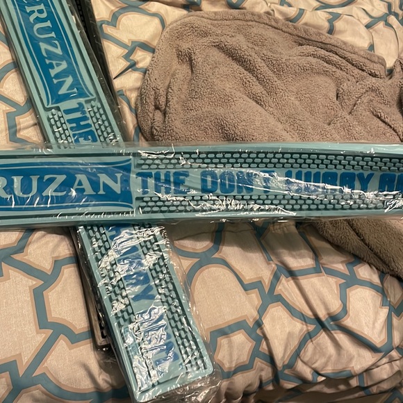 Cruzan Bar Mats - Picture 2 of 3